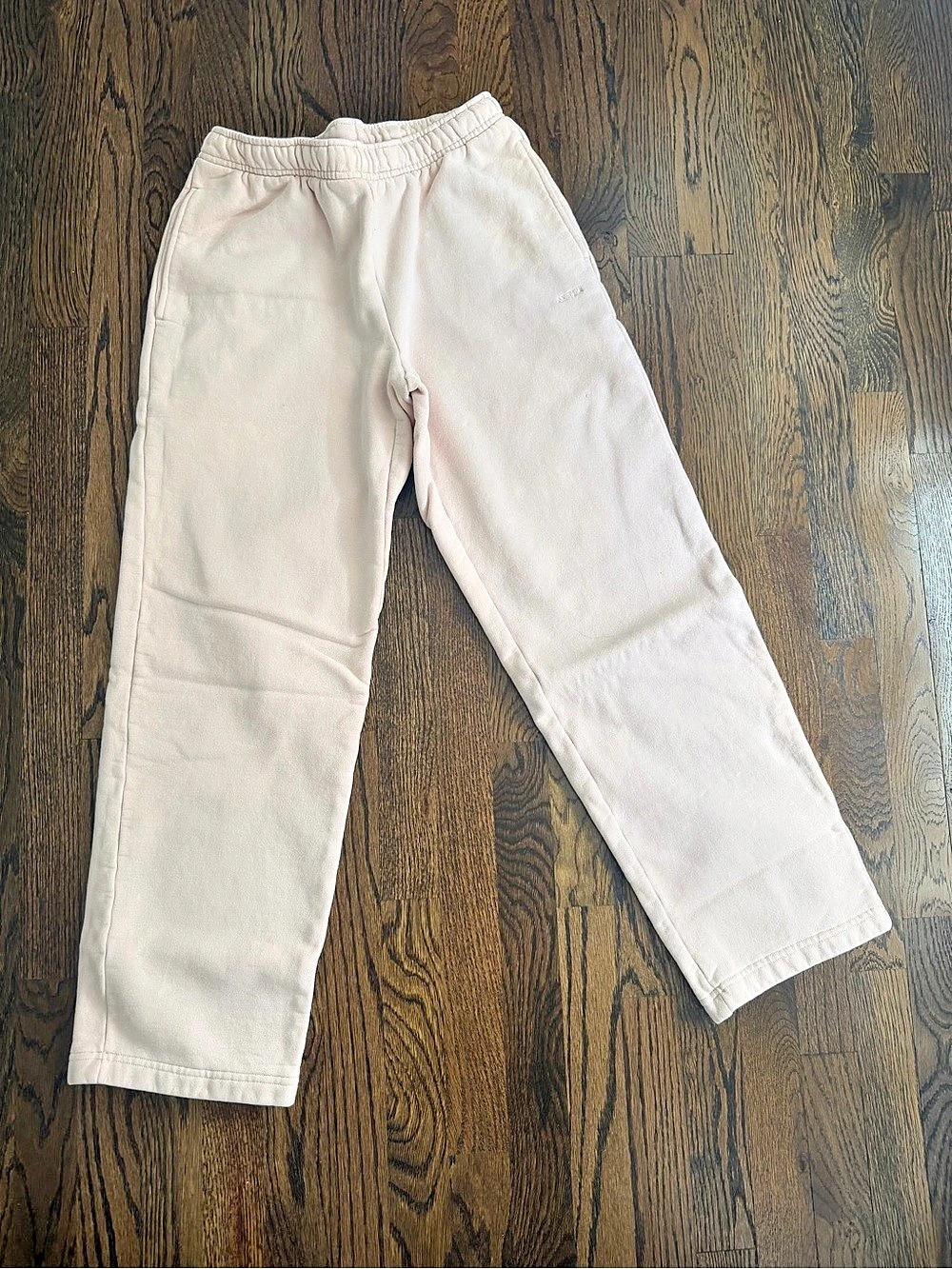 Aritzia Mega Fit Sweatfleece Cozy Fleece Straight Leg Sweatpants in Pink Size